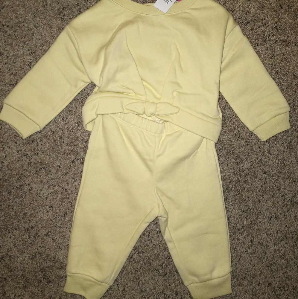 Baby Gap Sweat suit